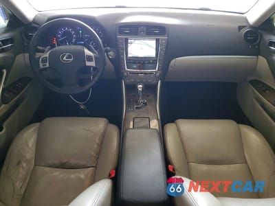 Zdjęcie 8 z 12 samochodu: 2011 LEXUS IS 250 VIN:JTHBF5C22B2101919 - miniatura