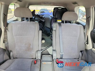 Zdjęcie 10 z 14 samochodu: 2012 TOYOTA HIGHLANDER BASE VIN:5TDZK3EH0CS060945 - miniatura