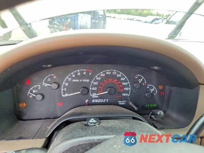 Zdjęcie 9 z 12 samochodu: 2002 FORD EXPLORER XLS VIN:1FMZU72K62ZC75529 - miniatura