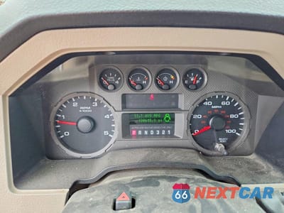Zdjęcie 9 z 12 samochodu: 2008 FORD F250 SUPER DUTY VIN:1FTSX21R68EB28965 - miniatura