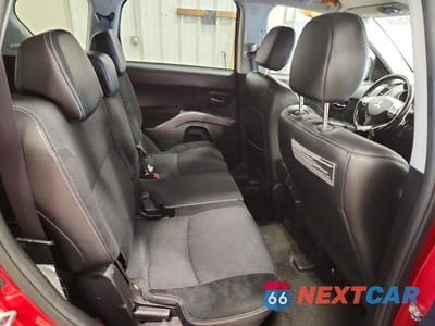 Zdjęcie 10 z 12 samochodu: 2009 MITSUBISHI OUTLANDER XLS VIN:JA4MT41X89Z004201 - miniatura