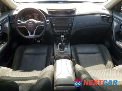 Zdjęcie 8 z 12 samochodu: 2018 NISSAN ROGUE SV VIN:KNMAT2MT8JP606148 - miniatura