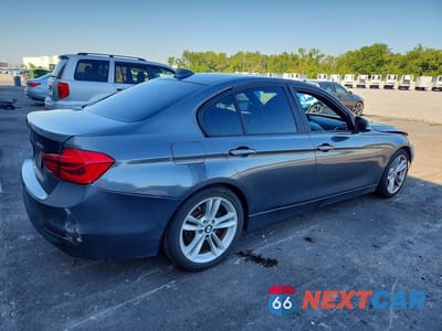 Trzecie zdjęcie samochodu z tyłu: 2017 BMW 320 I VIN:WBA8E1G39HNU15470 - miniatura