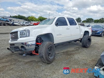 2013 GMC SIERRA K1500 SLT 3GTP2WE77DG347148 - główne zdjęcie licytacji z USA - miniatura