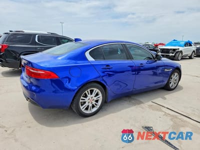 Trzecie zdjęcie samochodu z tyłu: 2017 JAGUAR XE PREMIUM VIN:SAJAD4BG1HA965628 - miniatura