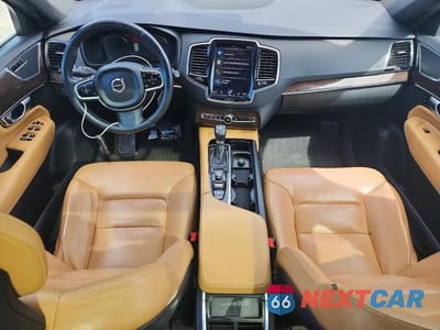 Zdjęcie 8 z 13 samochodu: 2016 VOLVO XC90 T6 VIN:YV4A22PK7G1046864 - miniatura