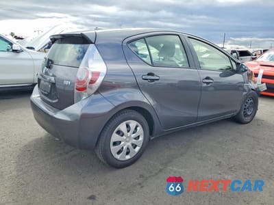 Trzecie zdjęcie samochodu z tyłu: 2014 TOYOTA PRIUS C THREE VIN:JTDKDTB38E1573803 - miniatura