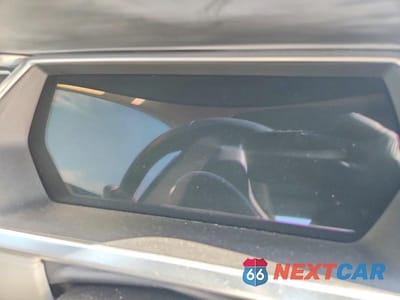 Zdjęcie 9 z 12 samochodu: 2014 TESLA MODEL S VIN:5YJSA1H16EFP37530 - miniatura