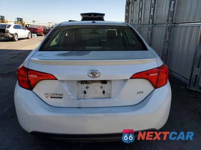 Zdjęcie 6 z 13 samochodu: 2017 TOYOTA COROLLA 50TH ANNIVERSARY SPECIAL EDITION VIN:5YFBURHE8HP607816 - miniatura