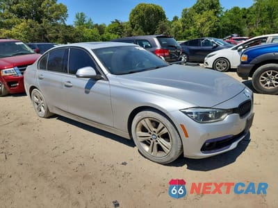 Czwarte zdjęcie samochodu z boku: 2016 BMW 328 XI SULEV VIN:WBA8E3G50GNU03591 - miniatura