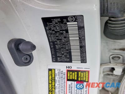 Zdjęcie 12 z 12 samochodu: 2018 TOYOTA COROLLA SE VIN:2T1BURHE8JC023860 - miniatura