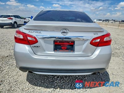 Zdjęcie 6 z 12 samochodu: 2016 NISSAN ALTIMA 2.5 SR VIN:1N4AL3AP1GC177423 - miniatura