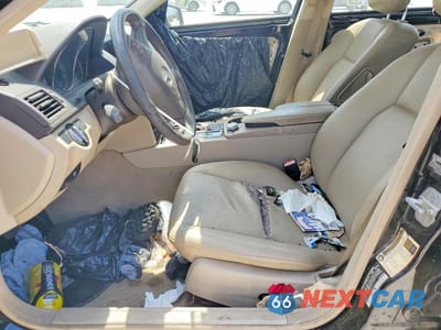 Zdjęcie 7 z 12 samochodu: 2010 MERCEDES-BENZ C 300 VIN:WDDGF5EBXAA404641 - miniatura