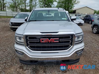 Piąte zdjęcie samochodu w środku: 2017 GMC SIERRA K1500 SLE VIN:1GTV2MEC0HZ145184 - miniatura