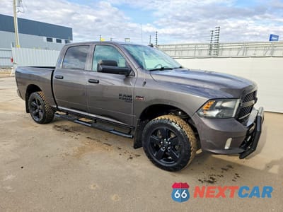 Czwarte zdjęcie samochodu z boku: 2019 RAM 1500 CLASSIC TRADESMAN VIN:3C6RR7KT2KG731502 - miniatura