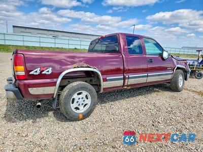 Trzecie zdjęcie samochodu z tyłu: 2002 CHEVROLET SILVERADO K1500 VIN:2GCEK19T721237563 - miniatura
