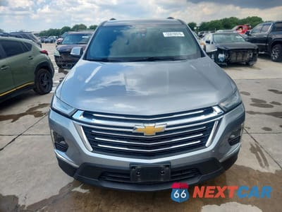 Piąte zdjęcie samochodu w środku: 2023 CHEVROLET TRAVERSE LT VIN:1GNERGKW2PJ141721 - miniatura
