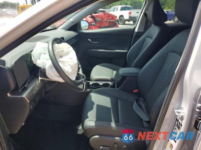 Zdjęcie 7 z 13 samochodu: 2026 HYUNDAI KONA SEL PREMIUM VIN:KM8HD3A39TU376819 - miniatura