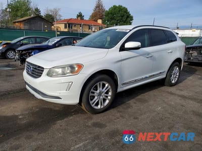 2015 VOLVO XC60 T5 YV4612RJXF2712959 - główne zdjęcie licytacji z USA - miniatura