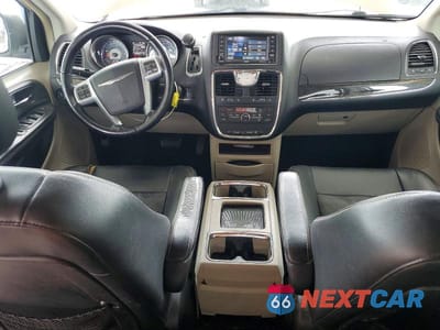 Zdjęcie 8 z 12 samochodu: 2013 CHRYSLER TOWN & COUNTRY TOURING VIN:2C4RC1BG1DR744216 - miniatura
