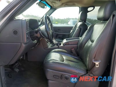 Zdjęcie 7 z 12 samochodu: 2007 CHEVROLET SILVERADO K2500 HEAVY DUTY VIN:1GCHK23D17F191717 - miniatura