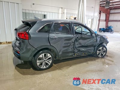Trzecie zdjęcie samochodu z tyłu: 2022 KIA NIRO EV EX VIN:KNDCC3LG3N5145414 - miniatura