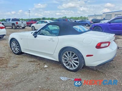 Drugie zdjęcie samochodu z przodu: 2017 FIAT 124 SPIDER CLASSICA VIN:JC1NFAEKXH0107098 - miniatura