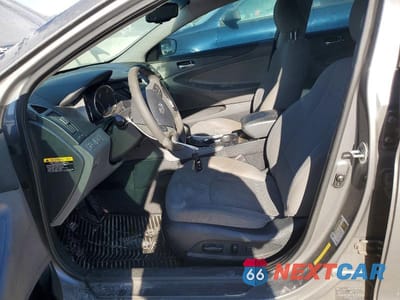 Zdjęcie 7 z 12 samochodu: 2013 HYUNDAI SONATA GLS VIN:5NPEB4AC7DH651876 - miniatura
