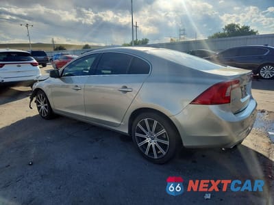 Drugie zdjęcie samochodu z przodu: 2017 VOLVO S60 PREMIER VIN:LYV402TK1HB125968 - miniatura