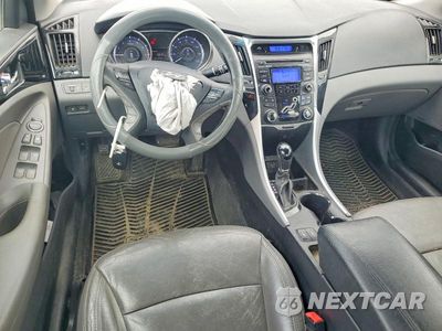 Zdjęcie 8 z 12 samochodu: 2013 HYUNDAI SONATA LIMITED VIN:5NPEC4AC7DH614890 - miniatura