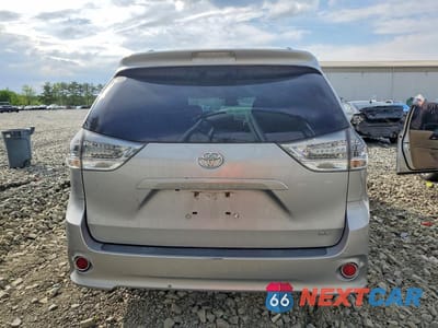 Zdjęcie 6 z 13 samochodu: 2015 TOYOTA SIENNA SPORT VIN:5TDXK3DC0FS558189 - miniatura