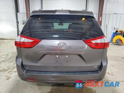 Zdjęcie 6 z 13 samochodu: 2019 TOYOTA SIENNA XLE PREMIUM 8-PASSENGER VIN:5TDYZ3DC0KS987651 - miniatura