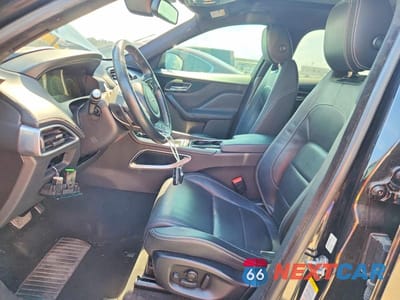 Zdjęcie 7 z 12 samochodu: 2017 JAGUAR F-PACE R - SPORT VIN:SADCL2BV3HA058087 - miniatura