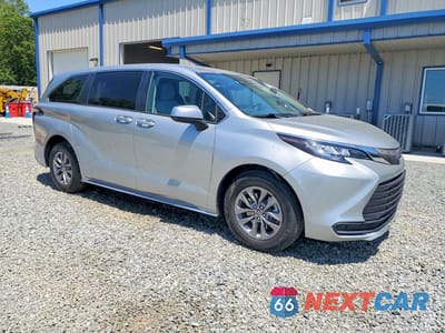 Czwarte zdjęcie samochodu z boku: 2022 TOYOTA SIENNA LE VIN:5TDKRKEC9NS115746 - miniatura