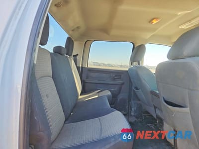 Zdjęcie 10 z 12 samochodu: 2014 RAM 2500 ST VIN:3C6TR5CT6EG133698 - miniatura