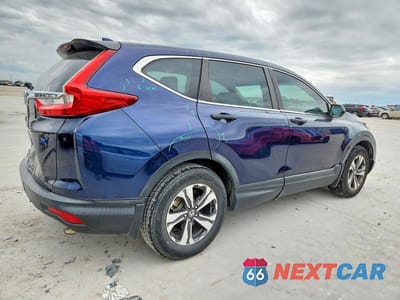 Trzecie zdjęcie samochodu z tyłu: 2017 HONDA CR-V LX VIN:7FARW5H37HE000452 - miniatura