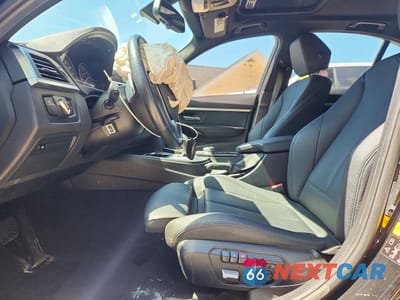 Zdjęcie 7 z 12 samochodu: 2018 BMW 330 XI VIN:WBA8D9G53JNU67699 - miniatura