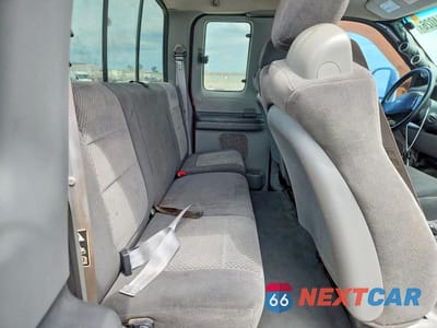 Zdjęcie 10 z 12 samochodu: 2002 FORD F250 SUPER DUTY VIN:1FTNX21F02EB75452 - miniatura
