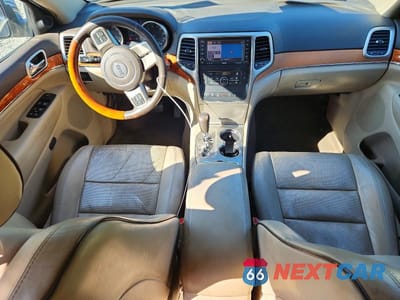 Zdjęcie 8 z 13 samochodu: 2013 JEEP GRAND CHEROKEE OVERLAND VIN:1C4RJFCT9DC635610 - miniatura