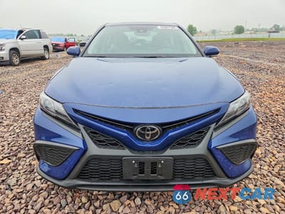 Piąte zdjęcie samochodu w środku: 2023 TOYOTA CAMRY SE VIN:4T1G11AK2PU098724 - miniatura