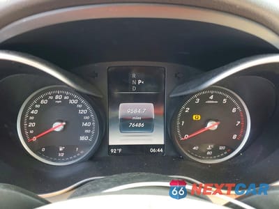 Zdjęcie 9 z 13 samochodu: 2016 MERCEDES-BENZ C 300 VIN:55SWF4JB7GU111042 - miniatura