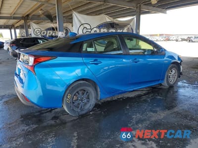 Trzecie zdjęcie samochodu z tyłu: 2021 TOYOTA PRIUS L ECO VIN:JTDKAMFU4M3127846 - miniatura