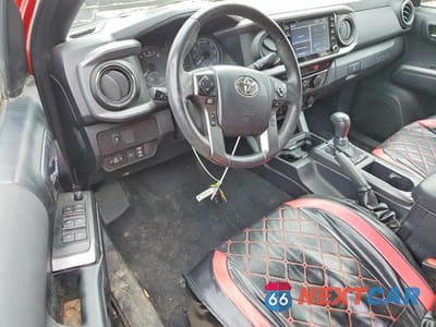 Zdjęcie 8 z 12 samochodu: 2021 TOYOTA TACOMA TRD SPORT VIN:3TMCZ5AN9MM401589 - miniatura