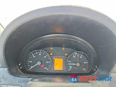 Zdjęcie 9 z 13 samochodu: 2014 MERCEDES BENZ SPRINTER 2500 DELIVERY VAN VIN:WD3PE7CC6E5841498 - miniatura
