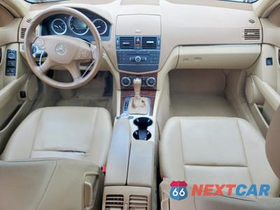 Zdjęcie 8 z 12 samochodu: 2008 MERCEDES-BENZ C 300 4MATIC VIN:WDDGF81X08F121102 - miniatura