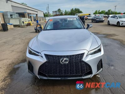 Piąte zdjęcie samochodu w środku: 2023 LEXUS IS 350 F SPORT VIN:JTHGZ1E21P5029779 - miniatura
