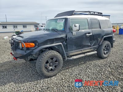 2007 TOYOTA FJ CRUISER BASE JTEBU11F170093784 - główne zdjęcie licytacji z USA - miniatura