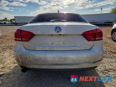 Zdjęcie 6 z 12 samochodu: 2013 VOLKSWAGEN PASSAT SEL VIN:1VWCN7A30DC139563 - miniatura