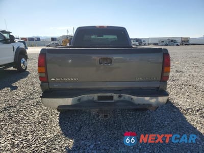 Zdjęcie 6 z 13 samochodu: 2002 CHEVROLET SILVERADO C2500 HEAVY DUTY VIN:1GCHC23G22F107713 - miniatura