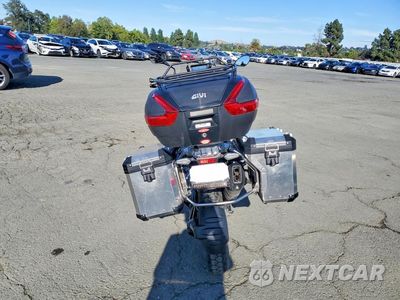 Czwarte zdjęcie samochodu z boku: 2024 BMW R 1250 GS ADVENTURE VIN:WB10M1304R6J50979 - miniatura